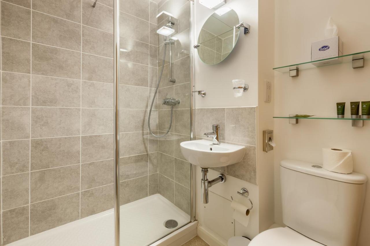 Hotel Lane End High Wycombe Zewnętrze zdjęcie